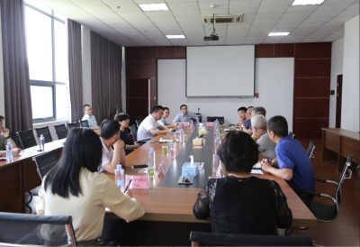 新昌县委书记黄旭荣一行莅临ag贵宾会医药调研商务稳进提质工作