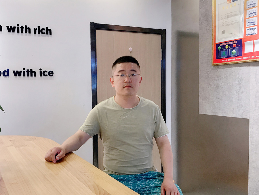 2022年度ag贵宾会医药金牛奋斗者—— 段良鹏