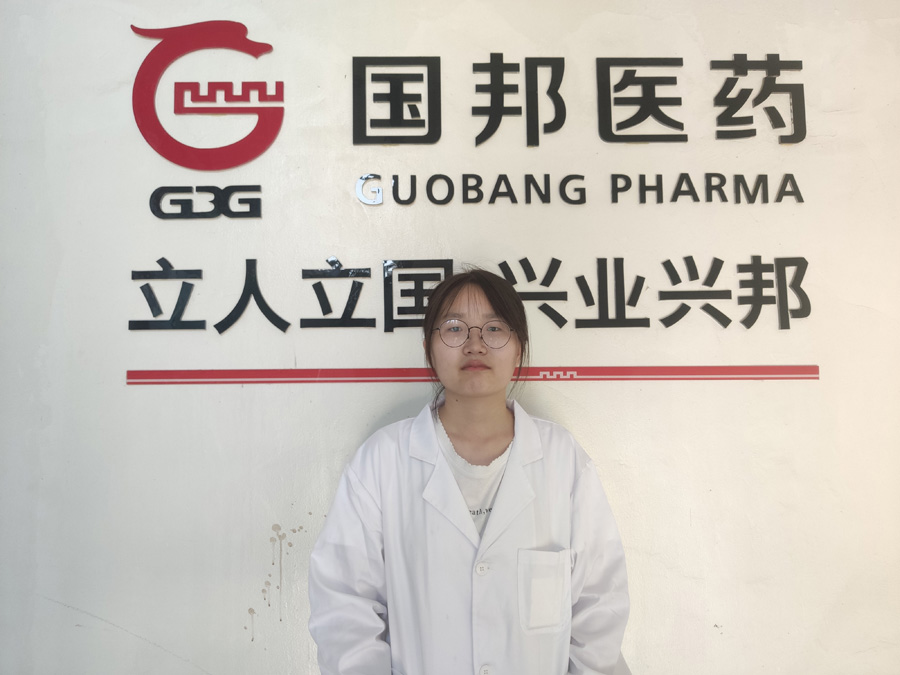 2022年度ag贵宾会医药优秀科技奋斗者——索喆丹