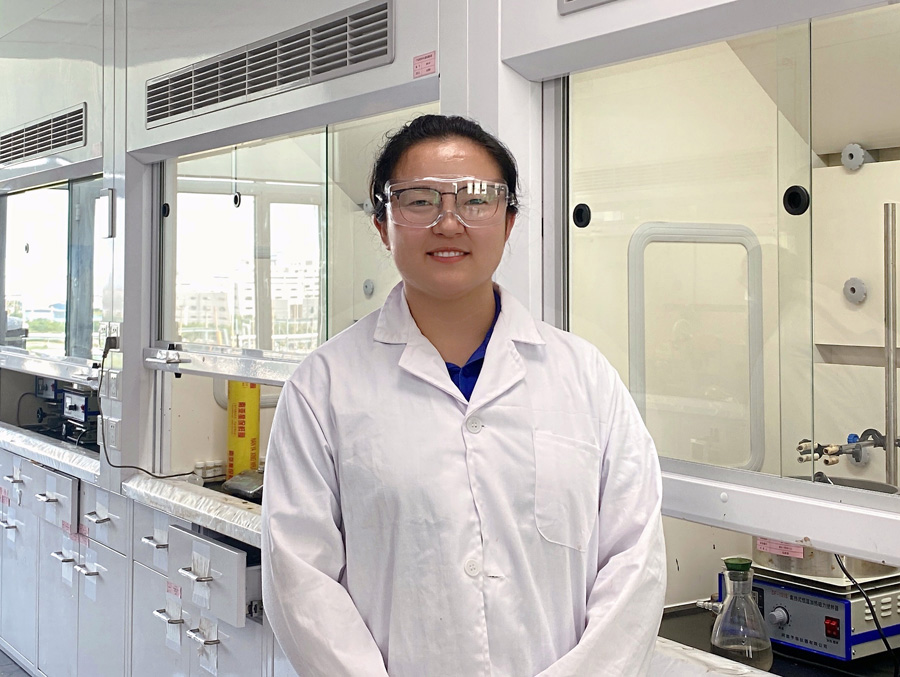 2022年度ag贵宾会医药优秀科技奋斗者——凡荣荣