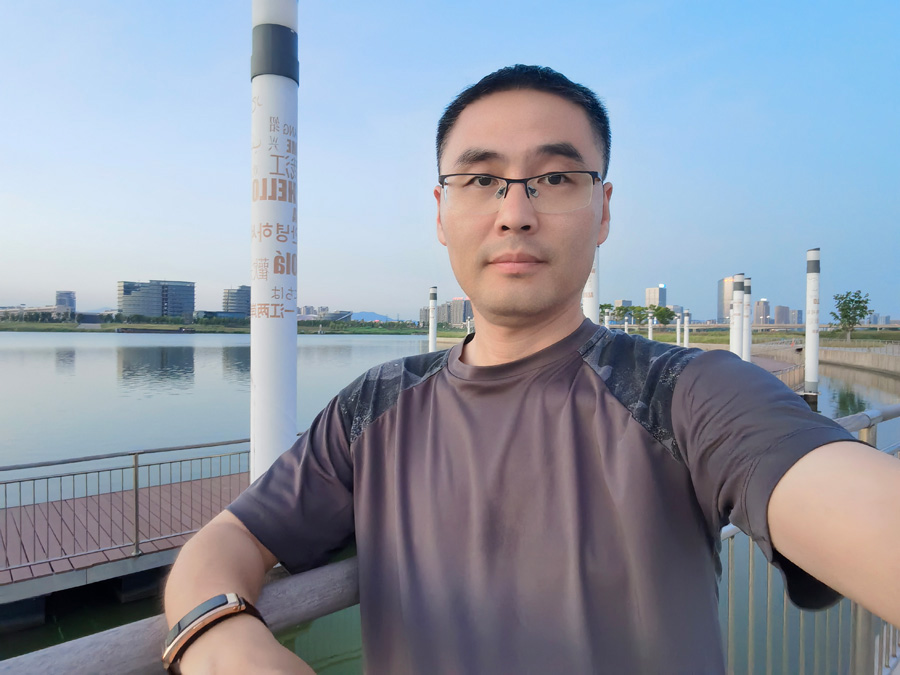 2022年度ag贵宾会医药金鹰奋斗者——汤  旗